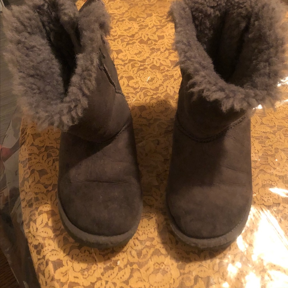 Girls ugg boots